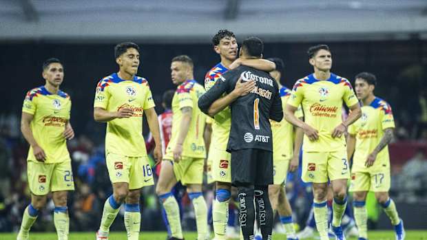 Aficionados del América abuchean a su equipo